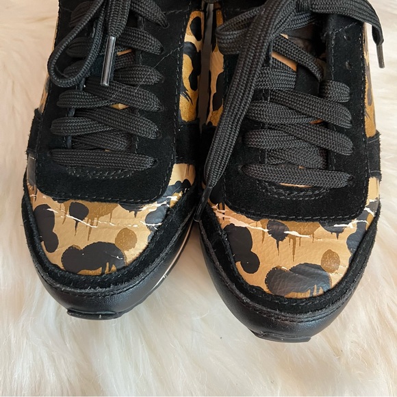 ⭐️COACH-Leopard Print Sneaker - Picture 4 of 9